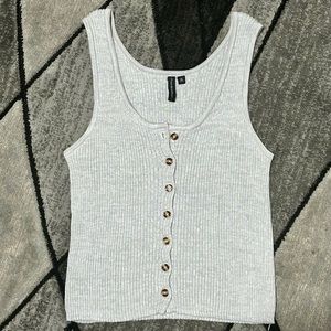 Moon & Madison Sweater Button Tank Gray